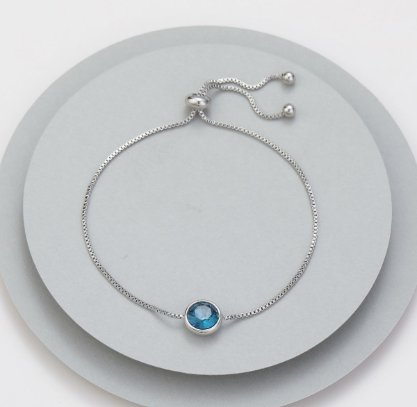 coloured-stone-disc-pullcord-bracelet-silver-blue