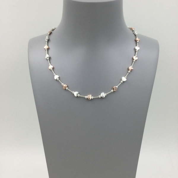 mini-hearts-linked-short-necklace-silver-rosegold