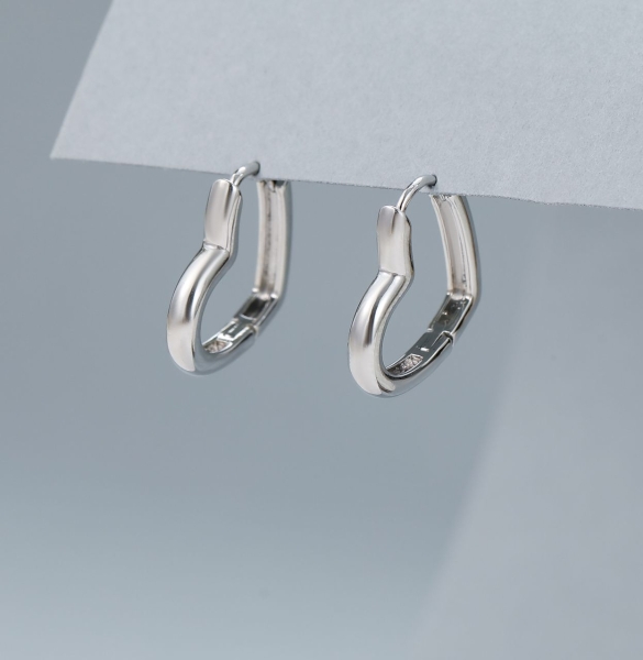 simple-heart-angled-hoop-earrings-silver