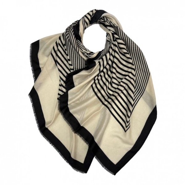 twotone-maze-print-scarf-beige-black