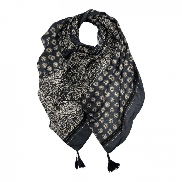 vintage-paisley-print-scarf-with-tassels-black