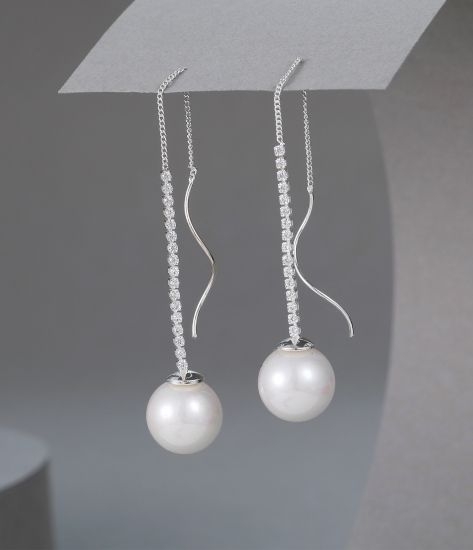 diamante-pearl-dangling-earrings-silver